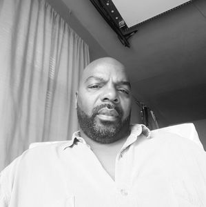 Meet your Posher, Leroy